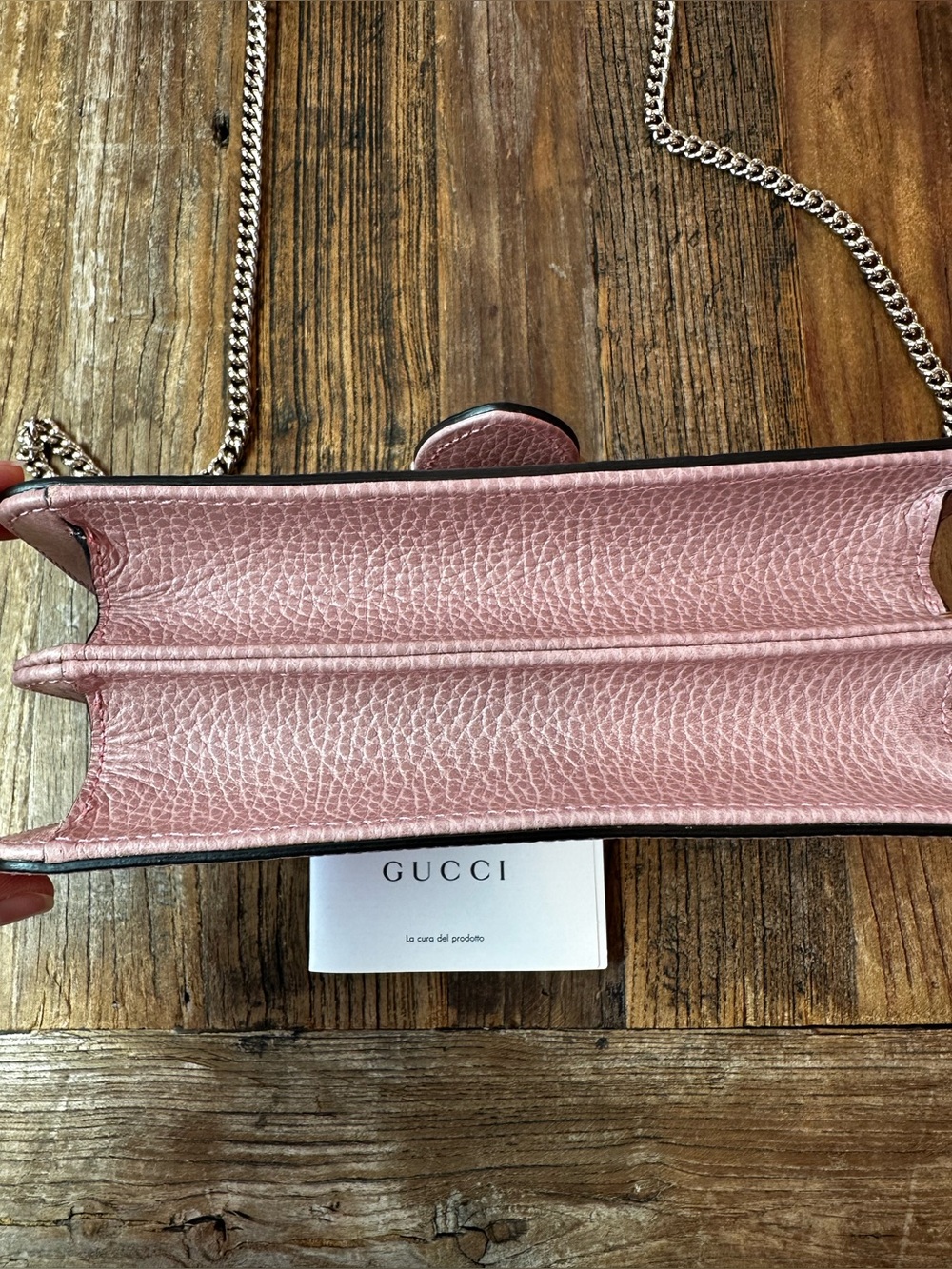 Gucci Pink Pebbled Leather Chain Crossbody Bag with Gold GG - Picture 8 of 16